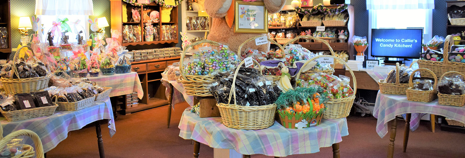 Visitpa Poconos Callies Candy Kitchen Easter 